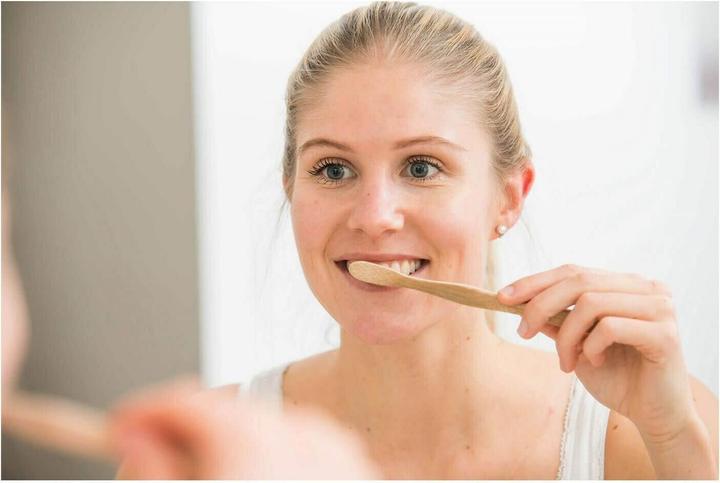 Actual product image Pandoo Bamboo toothbrush 4pcs (Medium, 4x)