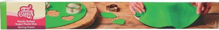 Actual product image FunCakes Sugar Paste Rolled Out - Spring Green 430gr (1 pcs.)