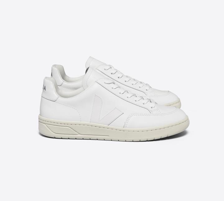 Actual product image Veja V-12 (41)