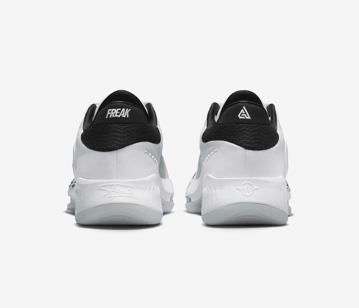 Actual product image Nike DJ6149-100 (42)