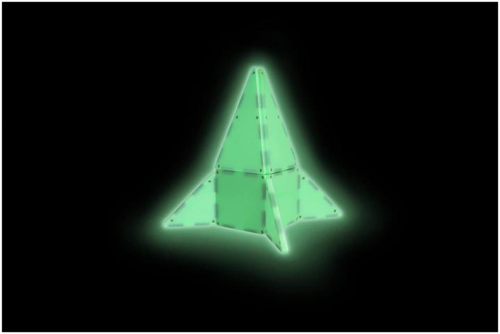 Actual product image Magna-Tiles Glow in the Dark Set (16 pieces)