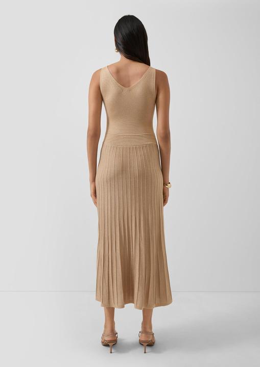 Image du produit s.Oliver Midi-Strickkleid mit Metallic-Garn und U-Boot-Ausschnitt (48)