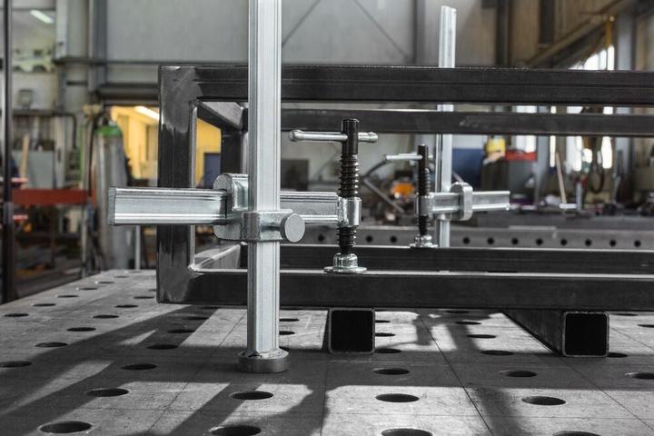 Image du produit Bessey Elément de serrage pour table de soudage (200 mm)