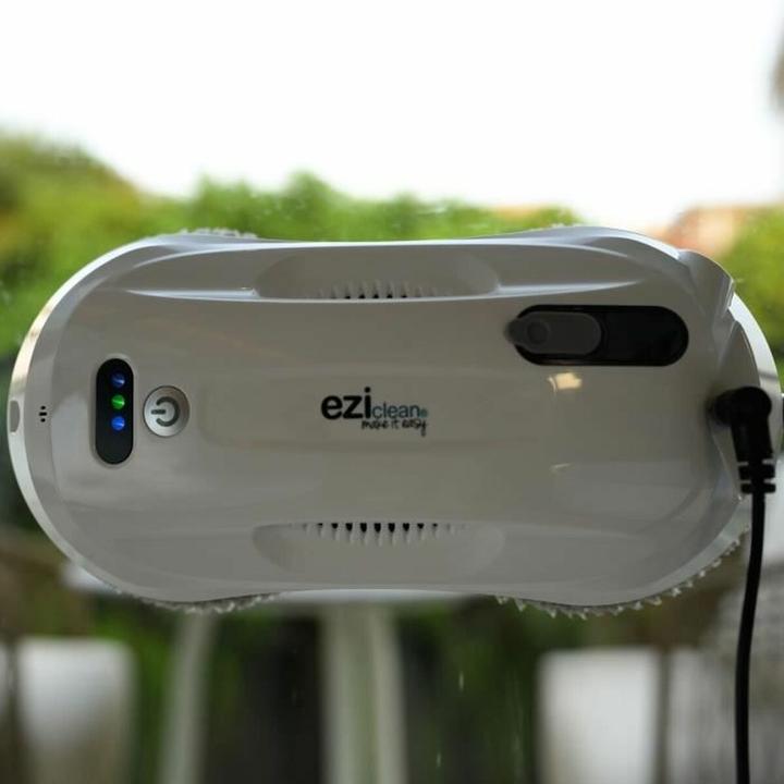 Actual product image Eziclean Windobot S3 Max
