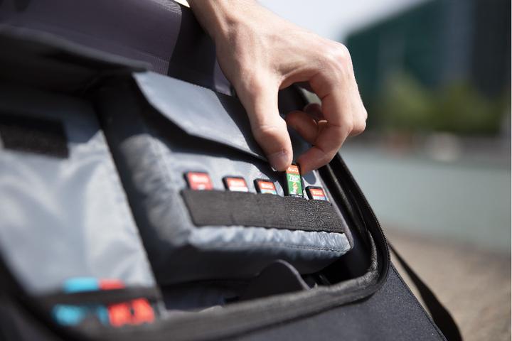 Actual product image Konix Switch Bag Messenger Naruto (Switch)