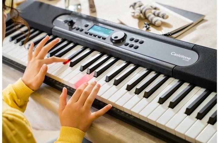 Produktbild Casio Keyboard LK-S450 (61 Tasten)