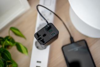 Actual product image Newell GaN Reiseadapter 65 W Netzwerkladegerät