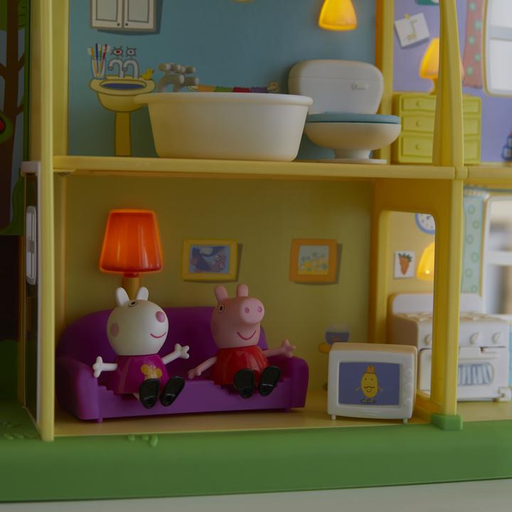 Actual product image Hasbro Peppa's Playtime to Bedtime House