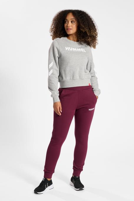 Actual product image hummel Legacy Woman Tapered Pants (XS)
