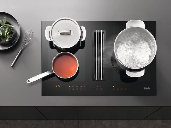 Actual product image Miele KMTS 5704-2 (Pan set + pot set, Stainless steel)