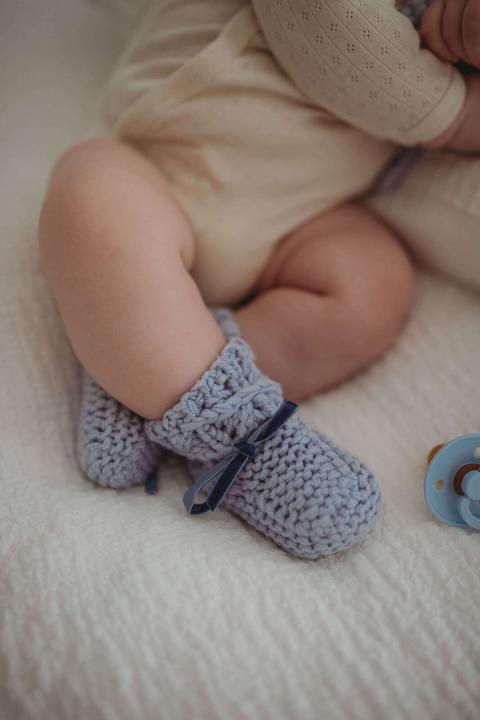 Actual product image Snuggle Hunny Merino hat & booties set