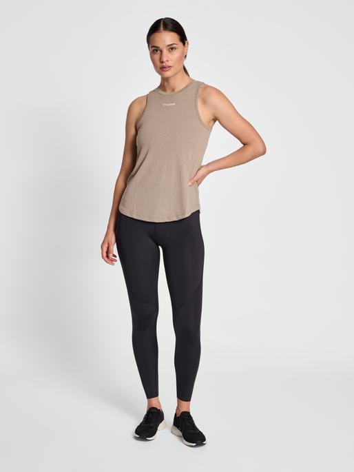 Actual product image hummel Mt Vanja Top (XS)