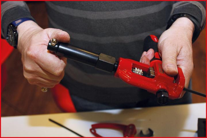 Actual product image KS Tools Universal flaring tool set.16 pcs.
