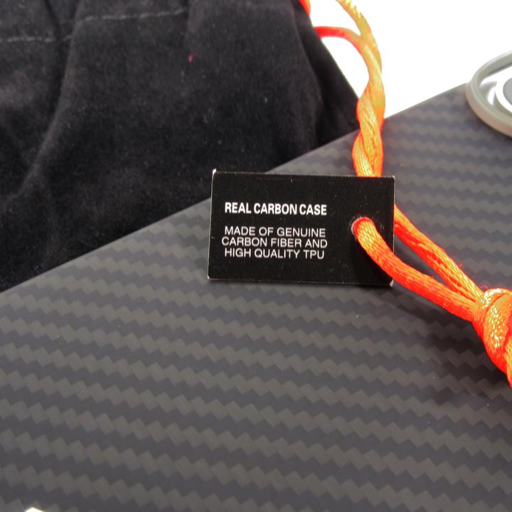 Image du produit Carbomile Coque case de protection en fibre de carbone aramide véritable (Apple iPhone 17 Pro)