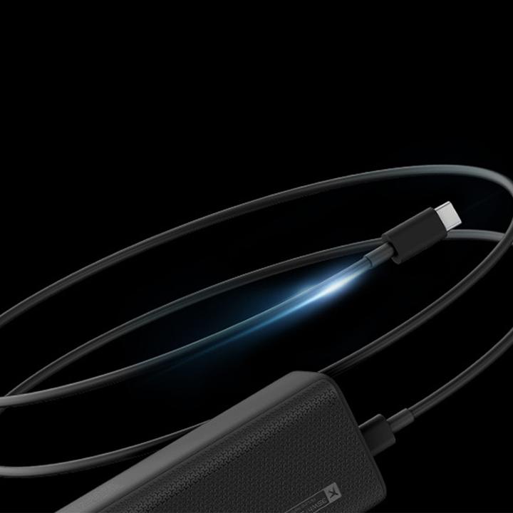 Actual product image Cuktech Powerbank CKPB100PGLBL 150W 10000mAh USB-C USB-A - schwarz (10000 mAh, 150 W, 36 Wh)