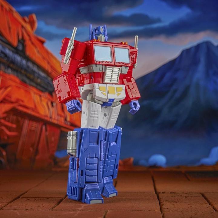 Produktbild Hasbro The Transformers: The Movie Generations Studio Series Commander Class Actionfigur Optimus Prime 18 c