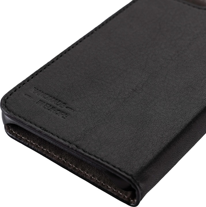 Actual product image JT Berlin Tegel (Apple iPhone 16e)