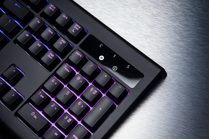 Actual product image Razer BlackWidow Chroma V2 (DE, Cable)
