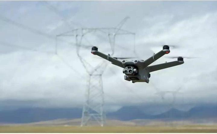 Image du produit DJI Matrice 3TD (50 min, 544 g, 48 Mpx)