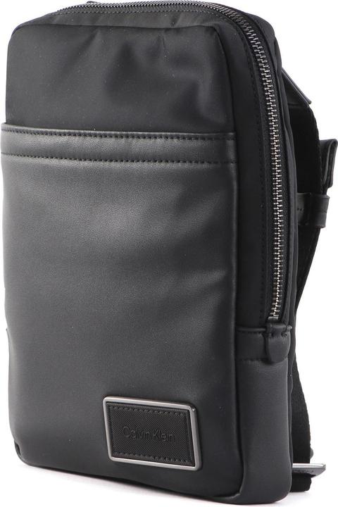 Image du produit Calvin Klein Bodybag CK Elevated Conv Reporter SP23 (28% polyester, 5% Polyuréthane, 67% de polyester recyclé)