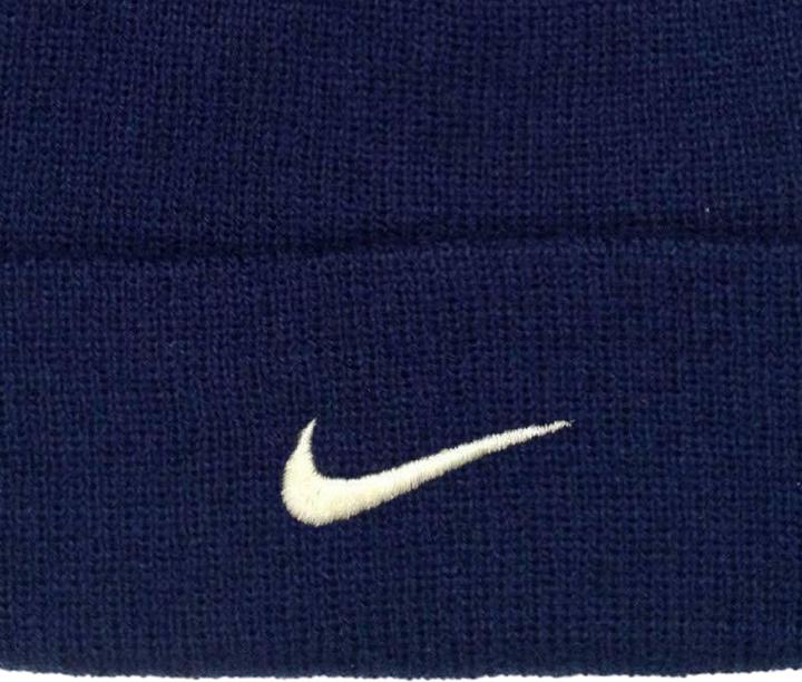 Actual product image Nike Baby's knitted hat with swoosh (One size)