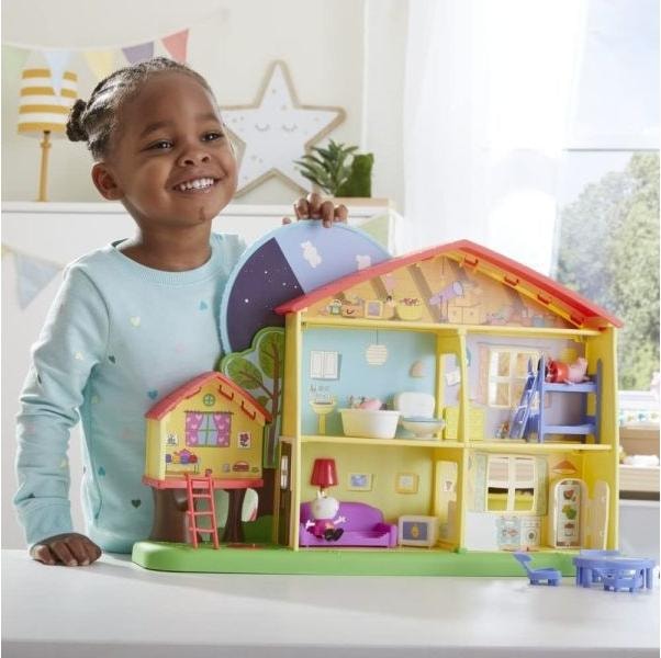 Actual product image Hasbro Peppa's Playtime to Bedtime House