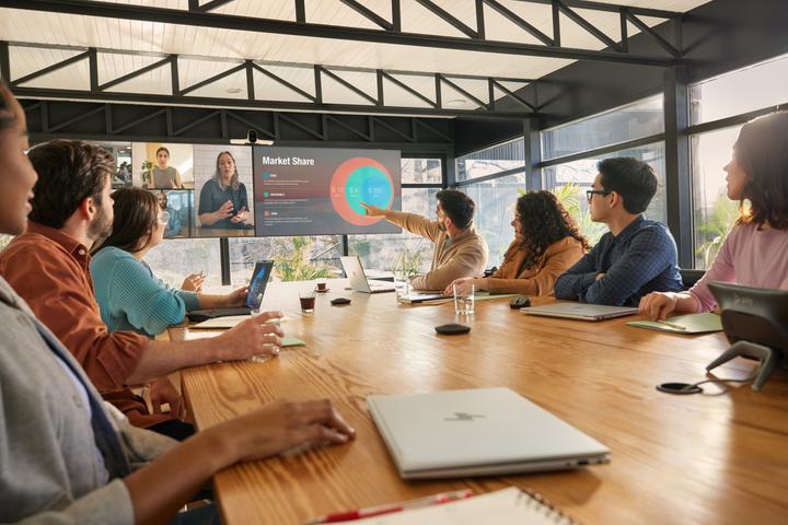 Actual product image Poly Hp Studio A2 Black Table