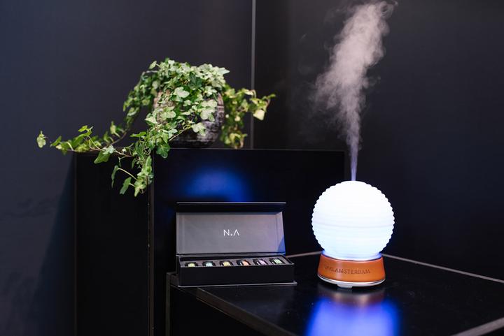 Immagine prodotto Nikki.Amsterdam Il Diffusore - Vaporizzatore di aromi e oggetto decorativo multicolore 22,5 cm (200 ml)
