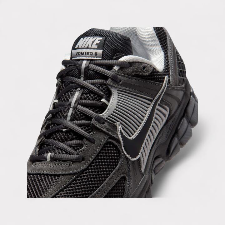 Image du produit Nike Zoom Vomero 5 (45)