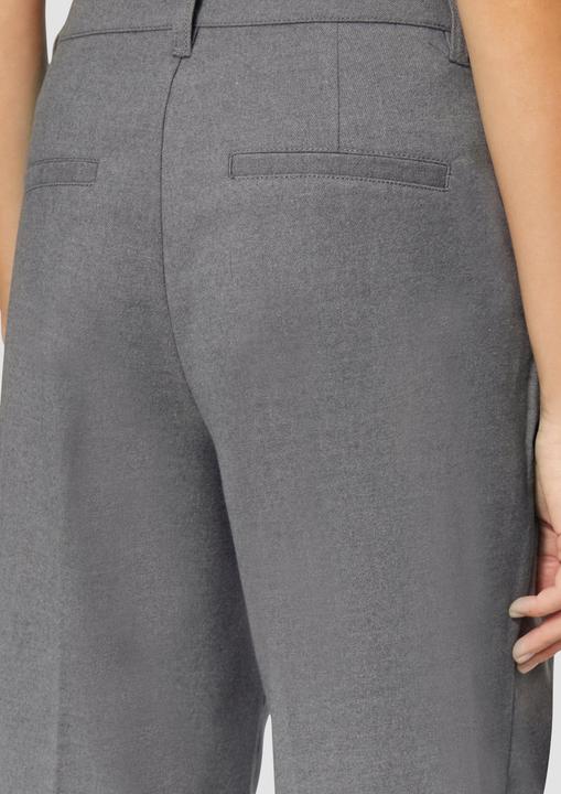 Actual product image S.Oliver Hose Stoffhose mit Wide Leg und Bügelfalten (44)