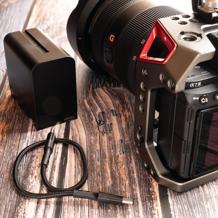 Produktbild Caruba USB C — USB C (0.30 m, USB 2.0, 60 W)