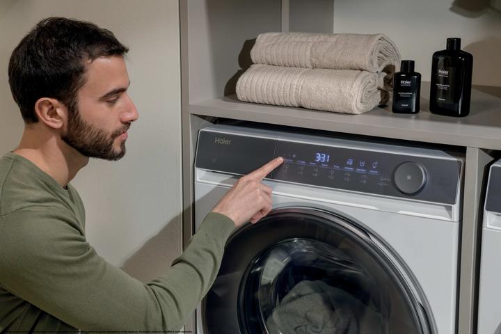 Immagine prodotto Haier HW90-B14367U-S (9 kg, A sinistra)