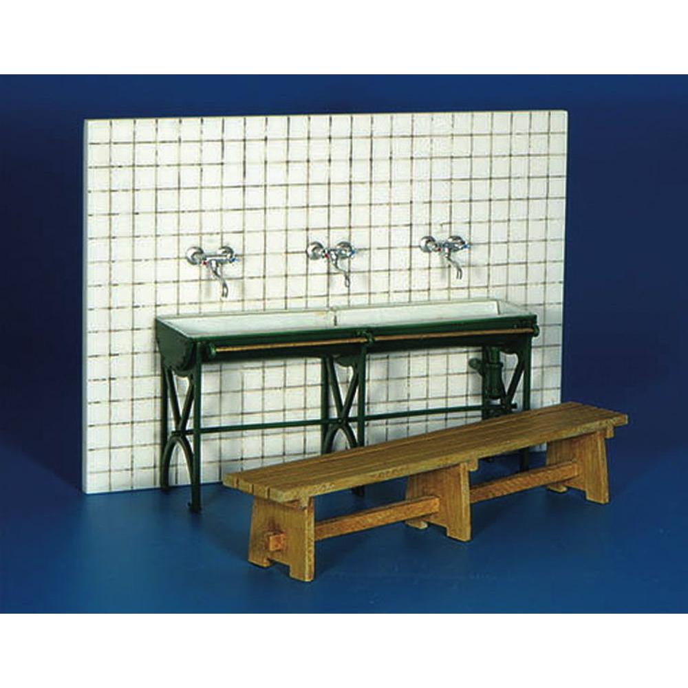 Plus Model Waschraum