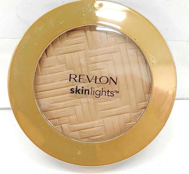 Produktbild Revlon Skin Lights Bronzer Compact bronzer w kompakcie 02 Cannes Tan 9,2g (002 Cannes Tan, Bronzer, 9.20 g)