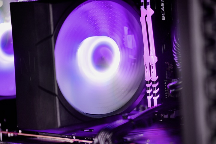 Image du produit Action Gaming Desktop PC (AMD Ryzen 5 5500U, 16 Go, 500 Go, Radeon RX 6600)