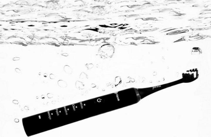 Actual product image Haxe Czarna szczoteczka soniczna elektryczna HX702 (Sonic toothbrush)