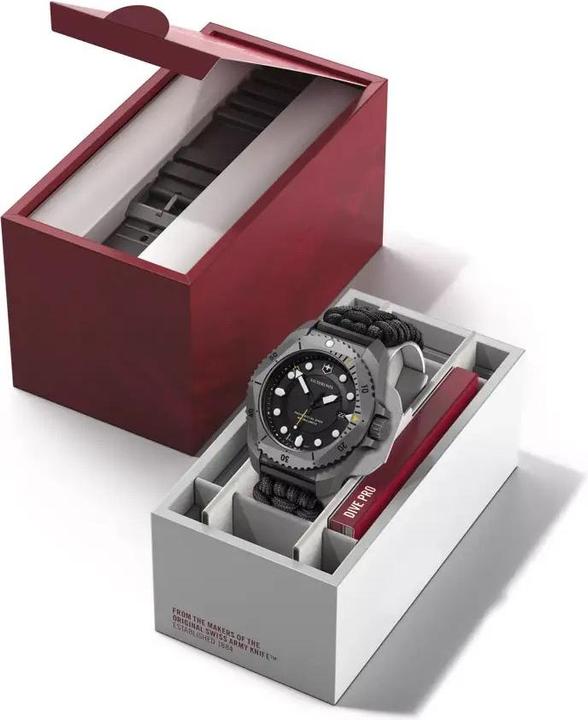 Immagine prodotto Victorinox Dive Pro Quartz (Orologio sub, 43 mm)