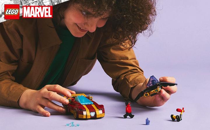 Produktbild LEGO Iron Man Auto und Black Panther vs. Red Hulk (76310, LEGO Marvel)