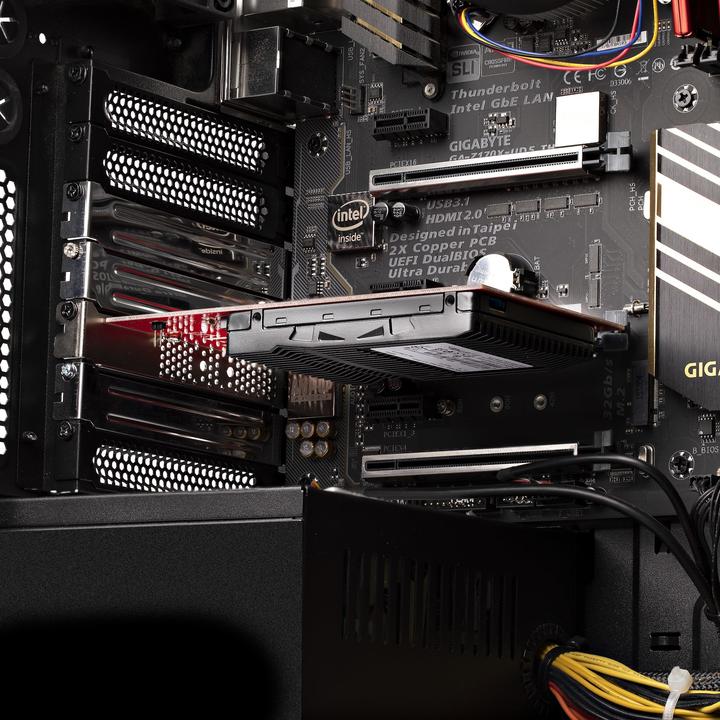 Actual product image StarTech U.3 to PCIe adapter (PCIe)