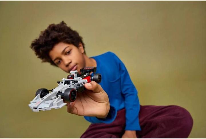 Actual product image LEGO Audi Revolut F1 Team R26 racing car (77259, LEGO Speed Champions)