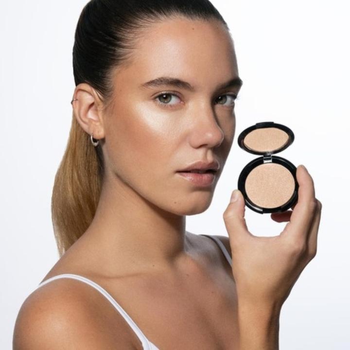 Actual product image T. LeClerc Powder Highlighter (Champagne Rose, Highlighter, 5.50 g)