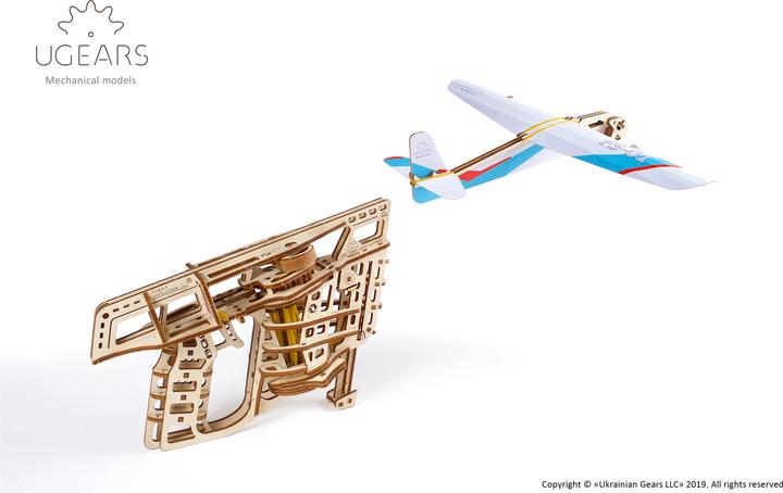 Produktbild Ugears Flugzeugstarter mechanische Modell Bausatz