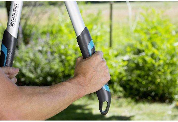 Actual product image Gardena TeleCut long branch shears 650-900B