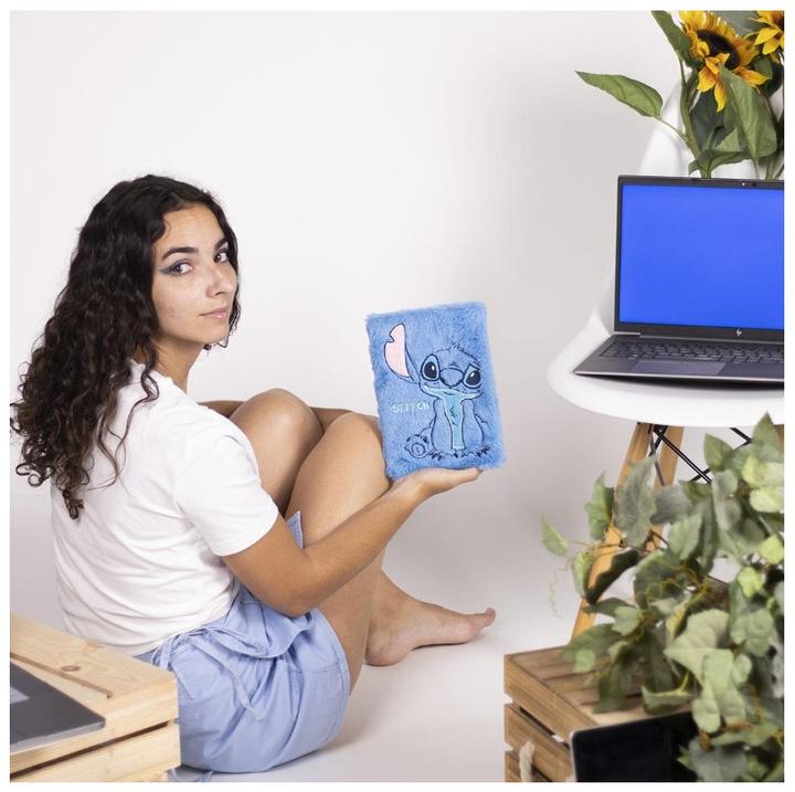 Image du produit Cerda Stitch (A5, À rayures, Couverture rigide)