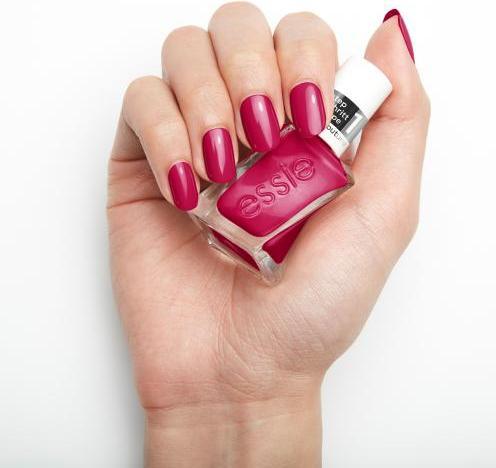 Actual product image Essie Gel Couture (473 V.I.Please, Colour paint)