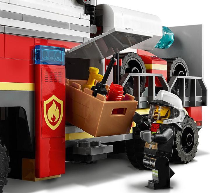 Actual product image LEGO Mobile fire brigade control centre (60282, LEGO City)
