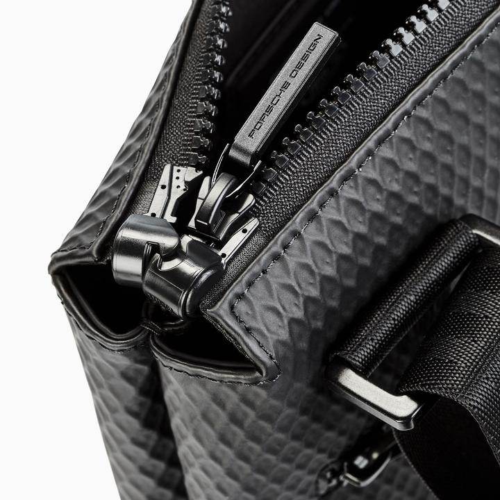 Produktbild Porsche Design Umhängetasche Studio Shoulder Bag