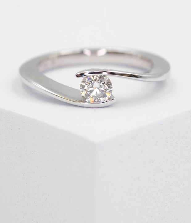 Produktbild Muau Solitaire (54, 750/18 K Gold)