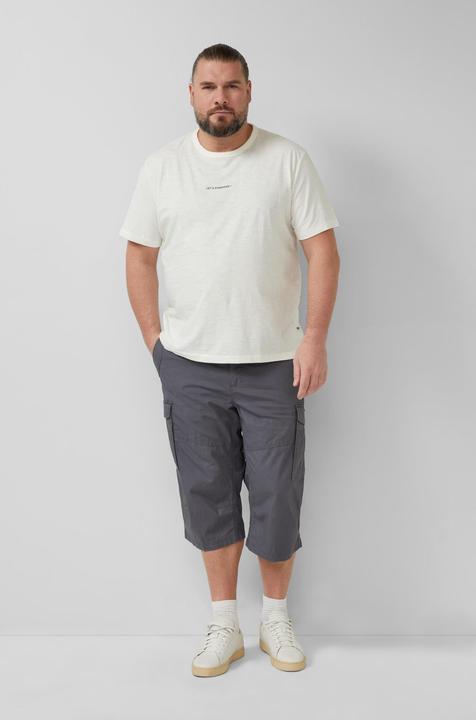 Produktbild s.Oliver File: Rippstopp-Bermuda mit Cargotaschen (38)