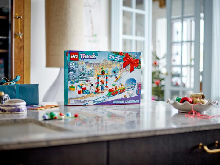 Actual product image LEGO Friends Advent Calendar 2023